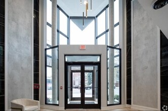 6025 JFK Blvd E in West New York, NJ - Foto de edificio - Building Photo