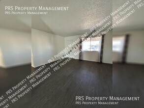 961 W Parkway Blvd in Tempe, AZ - Foto de edificio - Building Photo