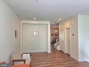 8245 Macintosh Ct in Jessup, MD - Building Photo - Building Photo