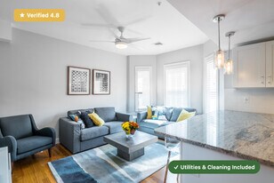 Furnished Private Bedroom in Cambridge in Cambridge, MA - Building Photo