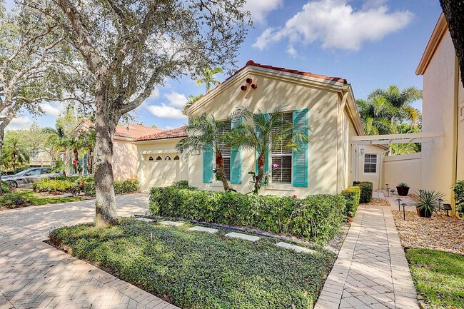 75 Via Del Corso in Palm Beach Gardens, FL - Building Photo - Building Photo