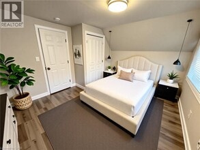 71 Barnesdale Blvd in Hamilton, ON - Building Photo - Building Photo