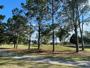 806 Camino Del Rey Dr in Lady Lake, FL - Building Photo - Building Photo