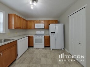 916 Saraina Rd in Shelbyville, IN - Building Photo - Building Photo