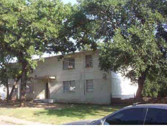 2232 Riverview Dr in Irving, TX - Building Photo - Building Photo