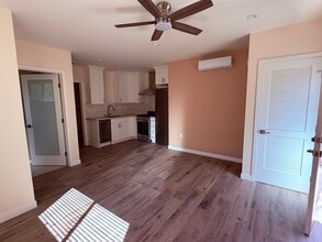 433 N Catalina St in Burbank, CA - Building Photo - Building Photo