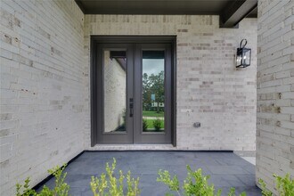 171 Waterford Way in Montgomery, TX - Building Photo - Building Photo