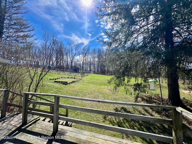 1204 County Rte 9 in Chatham, NY - Building Photo - Building Photo