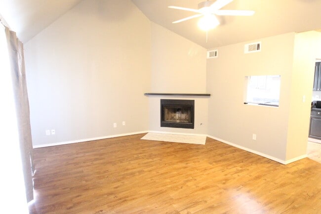 1932 Lariat Cir in Edmond, OK - Building Photo - Building Photo