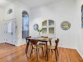 10208 Open Gate Dr in Austin, TX - Building Photo - Building Photo
