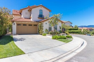 4684 Luna Ct in Calabasas, CA - Building Photo - Building Photo