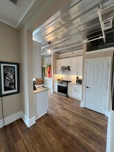 13 W Park Sq NE, Unit Ste D in Marietta, GA - Building Photo - Building Photo
