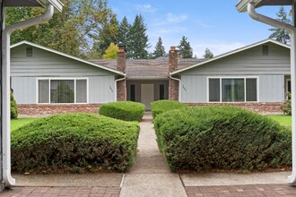 3409 NE Oaks Ln in Vancouver, WA - Building Photo - Building Photo