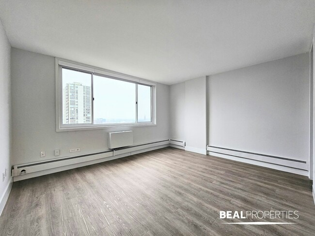 1342 N Dearborn St in Chicago, IL - Building Photo - Building Photo