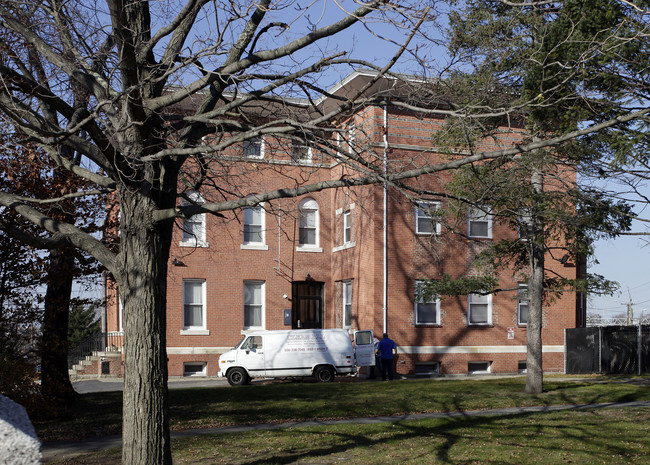 40 - 42 Park Street in Pawtucket, RI - Building Photo - Building Photo