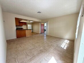 411 55th St, Unit 411 in West Palm Beach, FL - Building Photo - Building Photo