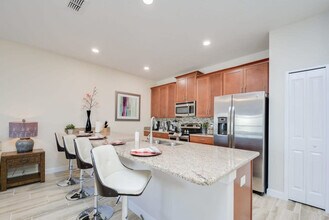 4807 Brier Rose Ln in Kissimmee, FL - Building Photo - Building Photo