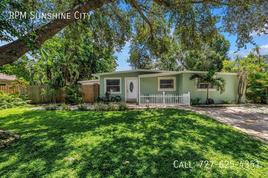 6719 13th St N in St. Petersburg, FL - Building Photo