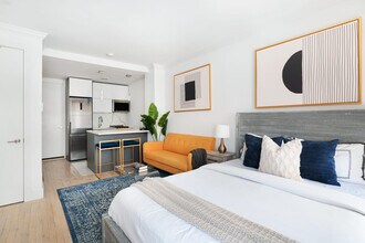1597 York Ave in New York, NY - Building Photo - Building Photo