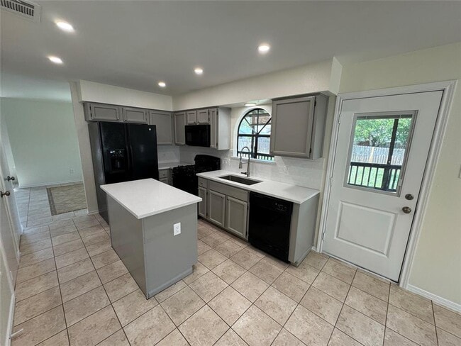 property at 908 Angleton Cove