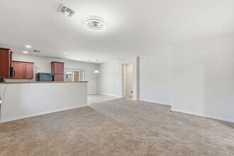 6737 S Cut Bow Dr in Tucson, AZ - Building Photo - Building Photo