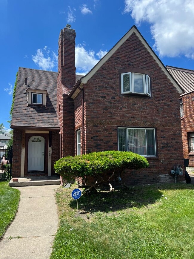 property at 18681 Pennington Dr