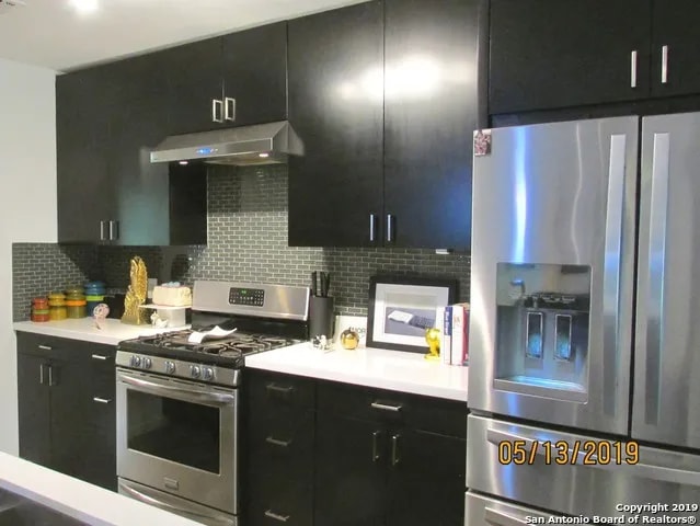 207 E Castle Ln in San Antonio, TX - Building Photo - Building Photo