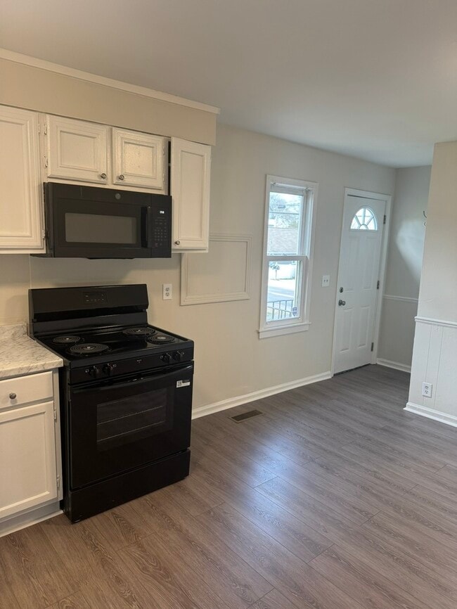 2909 Clifton Ave in Nashville, TN - Building Photo - Building Photo