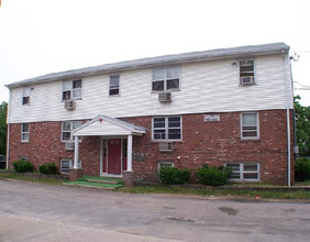 295 Admiral St in Providence, RI - Building Photo - Building Photo