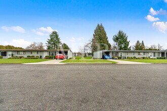 503 11th St SE in Puyallup, WA - Building Photo - Building Photo