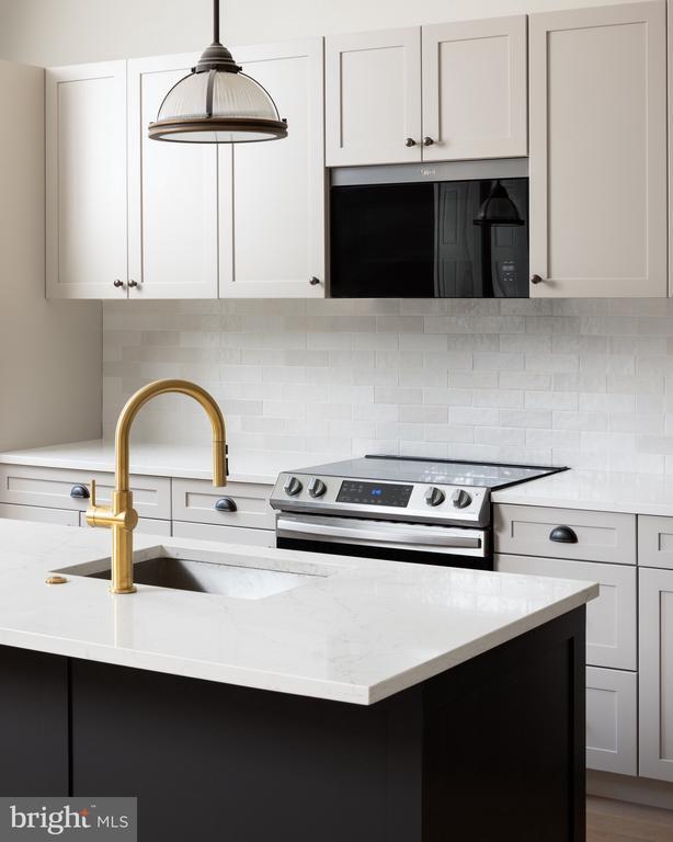 200 S Broad St in Philadelphia, PA - Building Photo - Building Photo