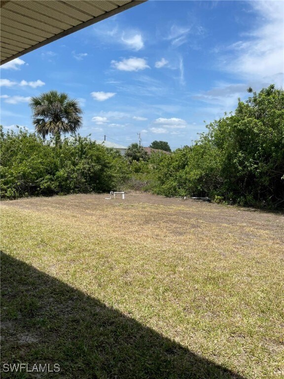 property at 3204 35th St SW