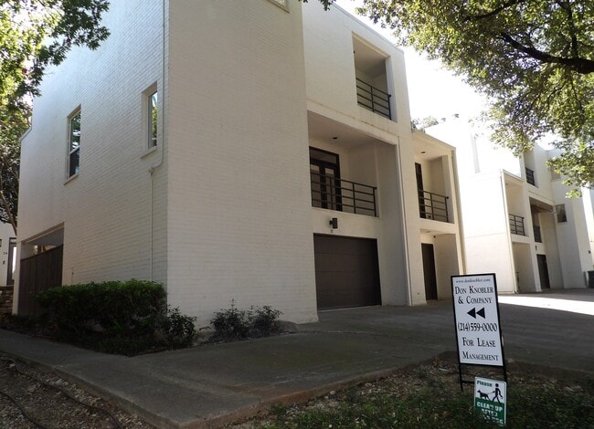 property at 3910 Buena Vista St