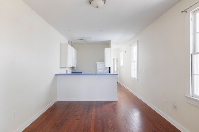 4802 Banks St in New Orleans, LA - Building Photo - Building Photo