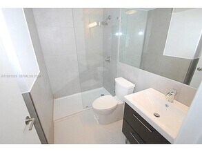 1255 Pennsylvania Ave in Miami Beach, FL - Building Photo - Building Photo