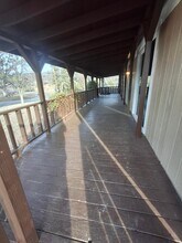 3115 Fairlane Rd in Yreka, CA - Foto de edificio - Building Photo