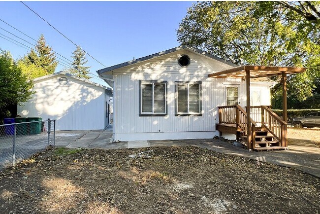 Fox Haven in Portland, OR - Building Photo - Interior Photo