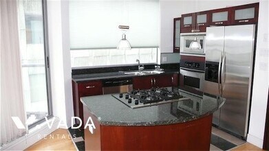1228 W Hastings St in Vancouver, BC - Building Photo - Building Photo