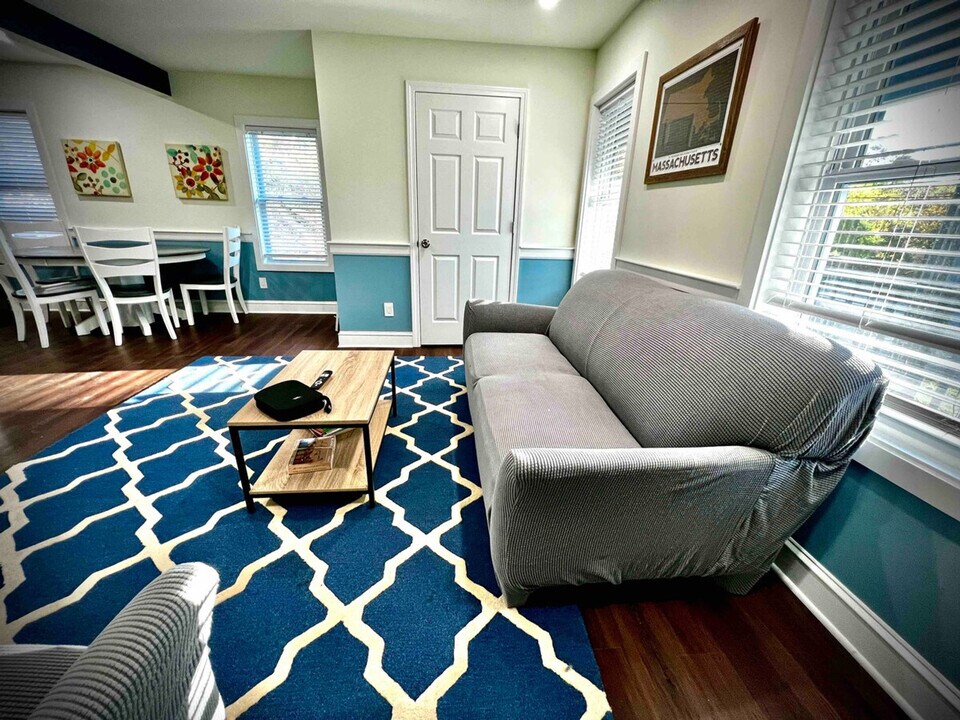 1594 Main St, Unit SI ID1380183P in Holden, MA - Building Photo