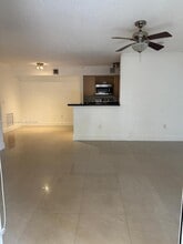 2433 Centergate Dr in Miramar, FL - Building Photo - Building Photo
