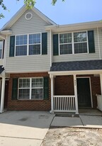 357 Crooked Pine Trail in Crestview, FL - Building Photo