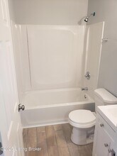 151 E Florence Ave-Unit -102 in Louisville, KY - Building Photo - Building Photo