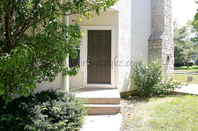 property at 9221 Boehm Dr
