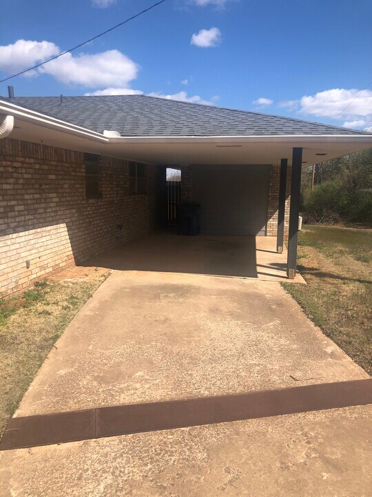 2501 S August St in Stillwater, OK - Building Photo