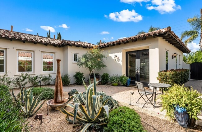 56738 Palms Dr in La Quinta, CA - Building Photo - Building Photo