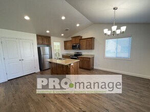 3795 Deloy Dr in Idaho Falls, ID - Building Photo - Building Photo