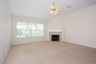 12534 Blinnwood Ln in Houston, TX - Foto de edificio - Building Photo