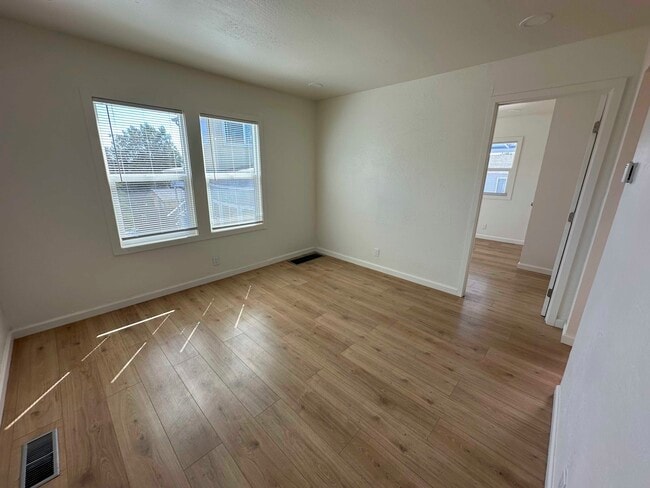 3517 Lincoln Ave in Oakland, CA - Foto de edificio - Building Photo