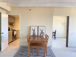 1731 Beacon St in Brookline, MA - Building Photo - Building Photo