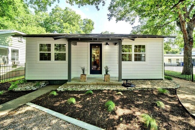 property at 1714 Canterbury St